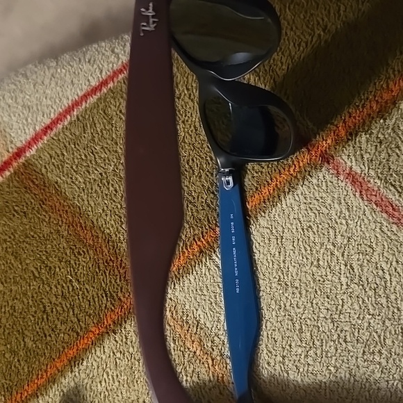 Ray-Ban Wayfarer 2132 - Picture 4 of 6